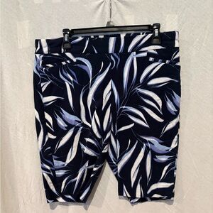 Chico's Navy and White Patterned Shorts